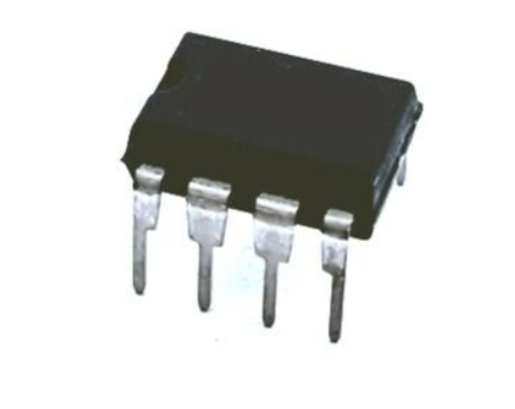 AT25640-10PI-2.7