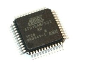AT91SAM7S32B-AU