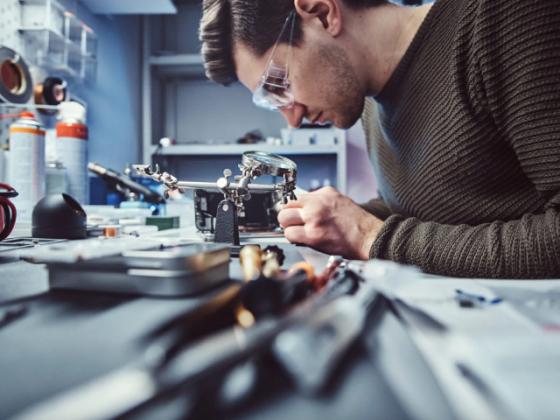 Базовое обеспечение мастерской для техников и разработчиков