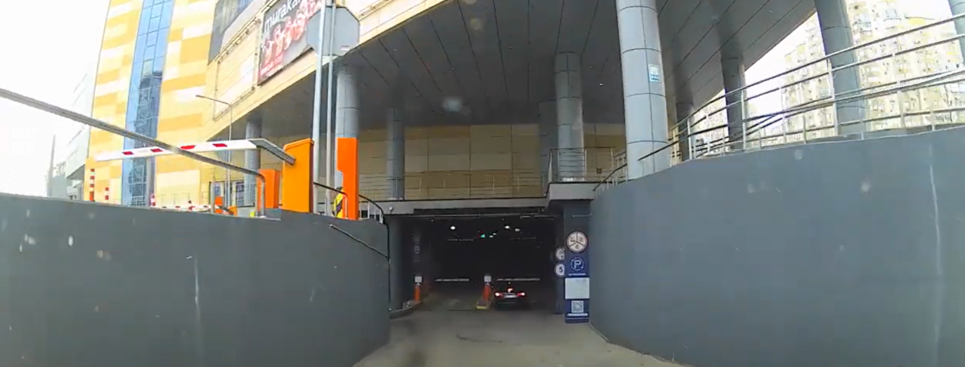 Модернізація паркувального обладнання СЕА в "River Mall"