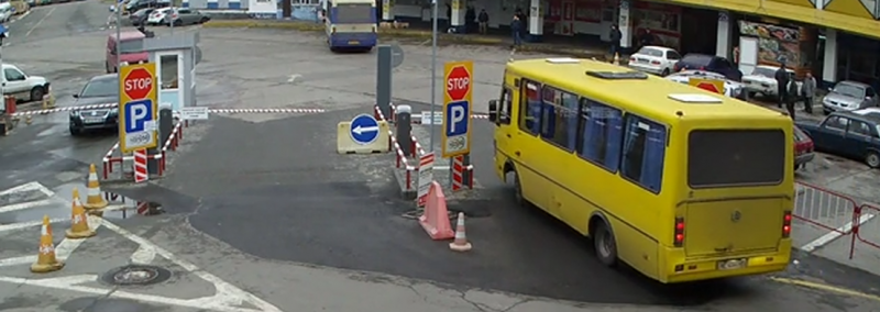 Напівавтоматична паркувальна система для автостанцій