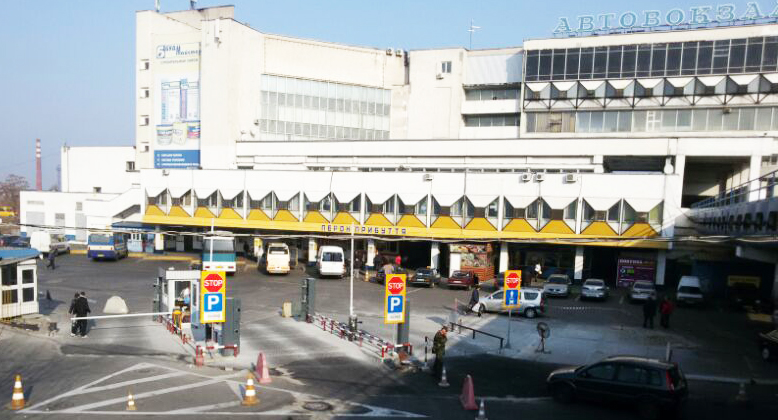 New double-level parking terminals for bus stations, railway stations and airports